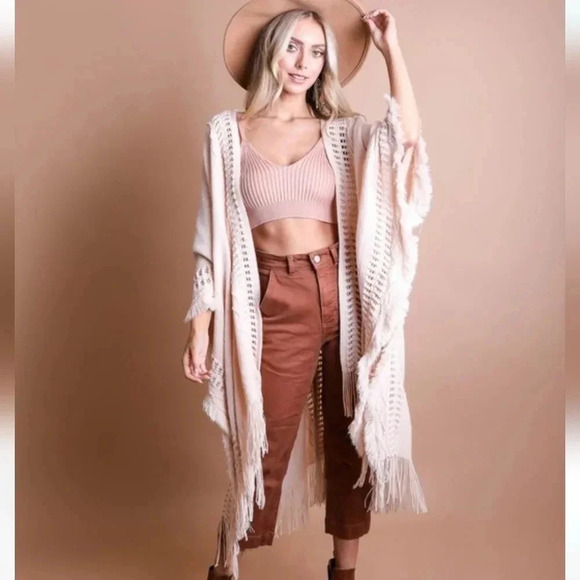 New Boho Fringe Knit Ruana Wrap Kimono Cream - Picture 5 of 5